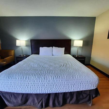 Americas Best Value Inn מולין מראה חיצוני תמונה